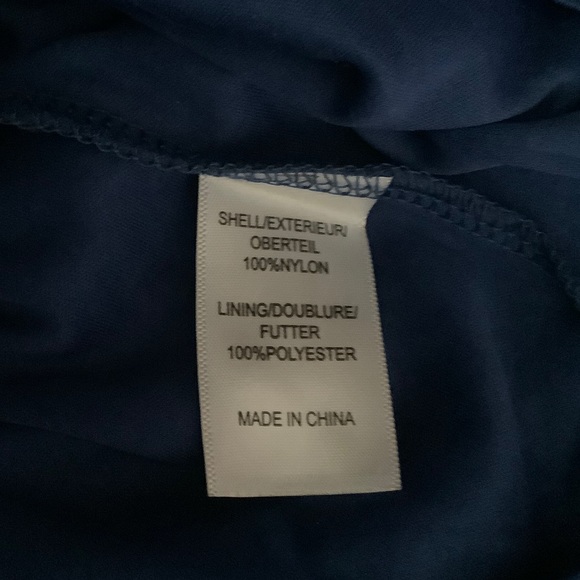 Adrianna Papell Blue Lace Large Top - Picture 7 of 7